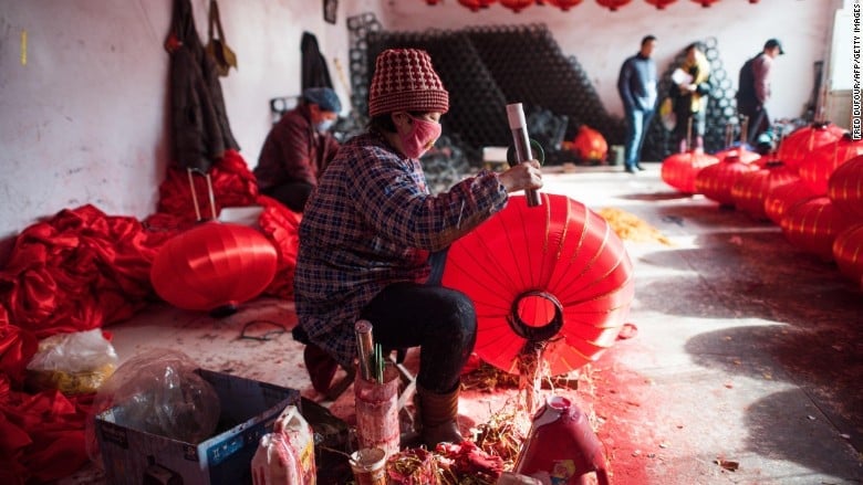 160201102540-china-factory-lanterns-780x439.jpg